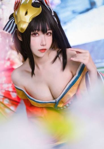 女记者试用吸乳器_1080P神马在线观看