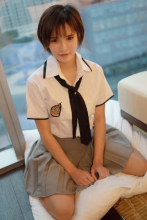 小莹客厅激情46章至50章视频_1080免费观看超清