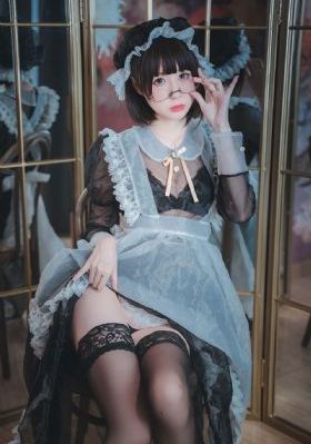美女露出双乳网站_1080在线手机播放